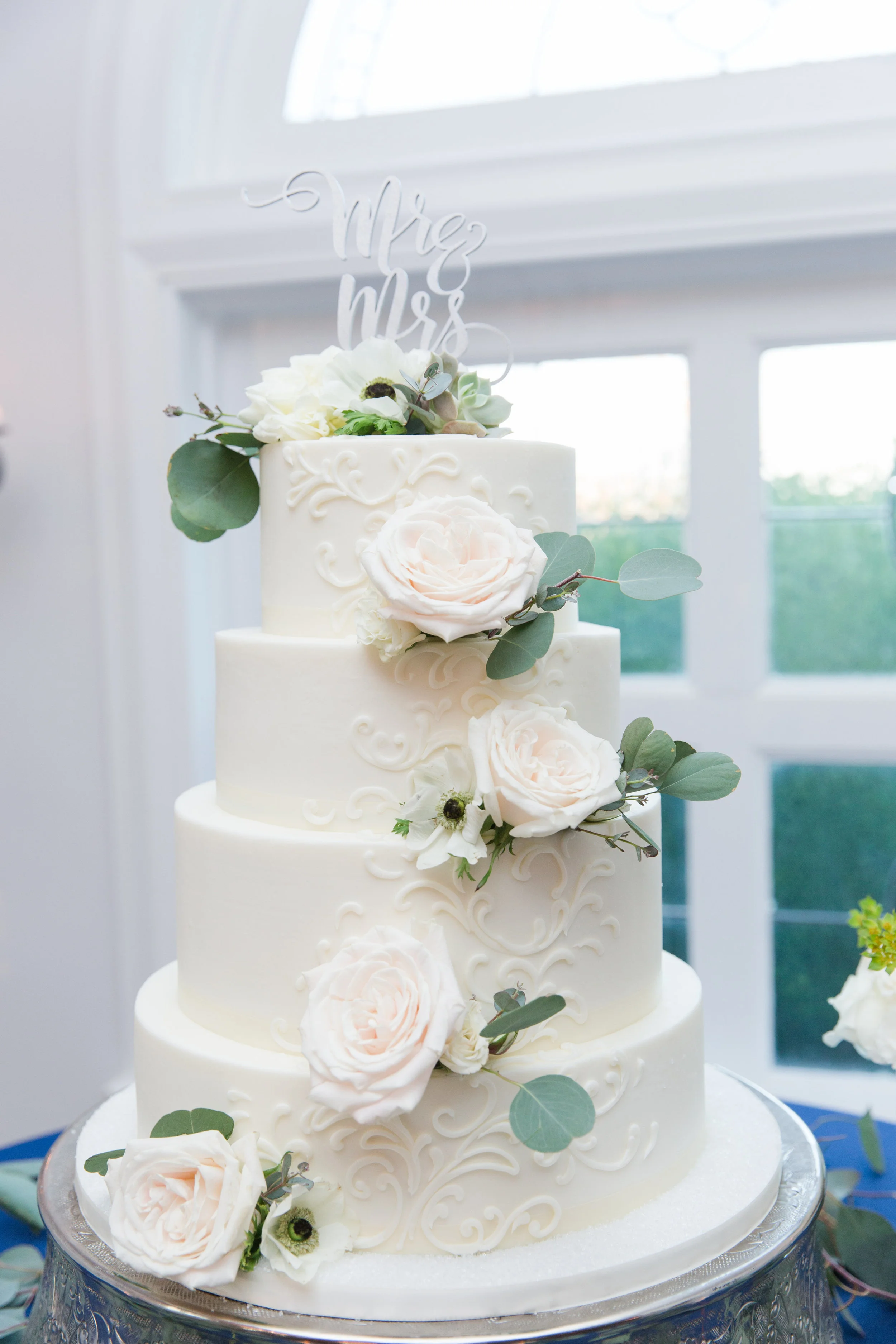 Wedding cake gallery — Piece Of Cake Desserts