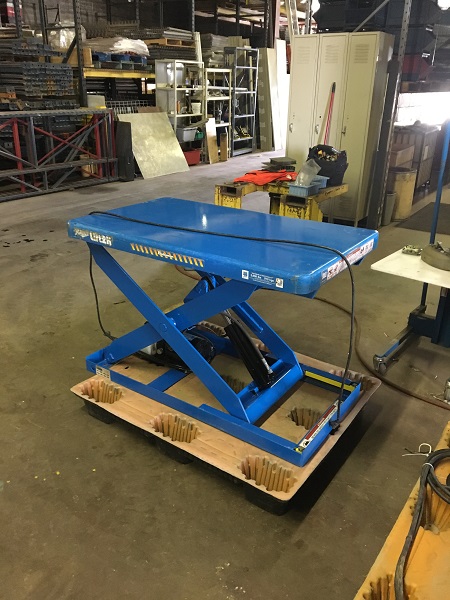 (BLUE) Bishamon Scissor Lift | 2000 lb lift capacity | 28"x48" Top | 110 Volt | $1100