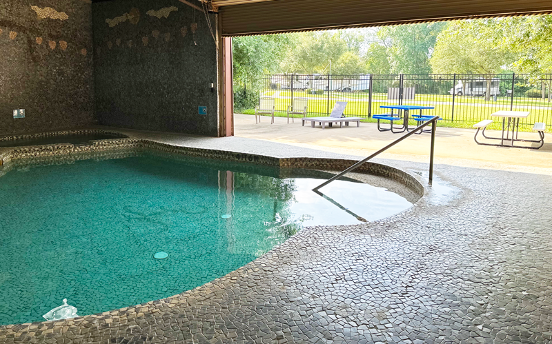 pool and patio at bushman's rv park