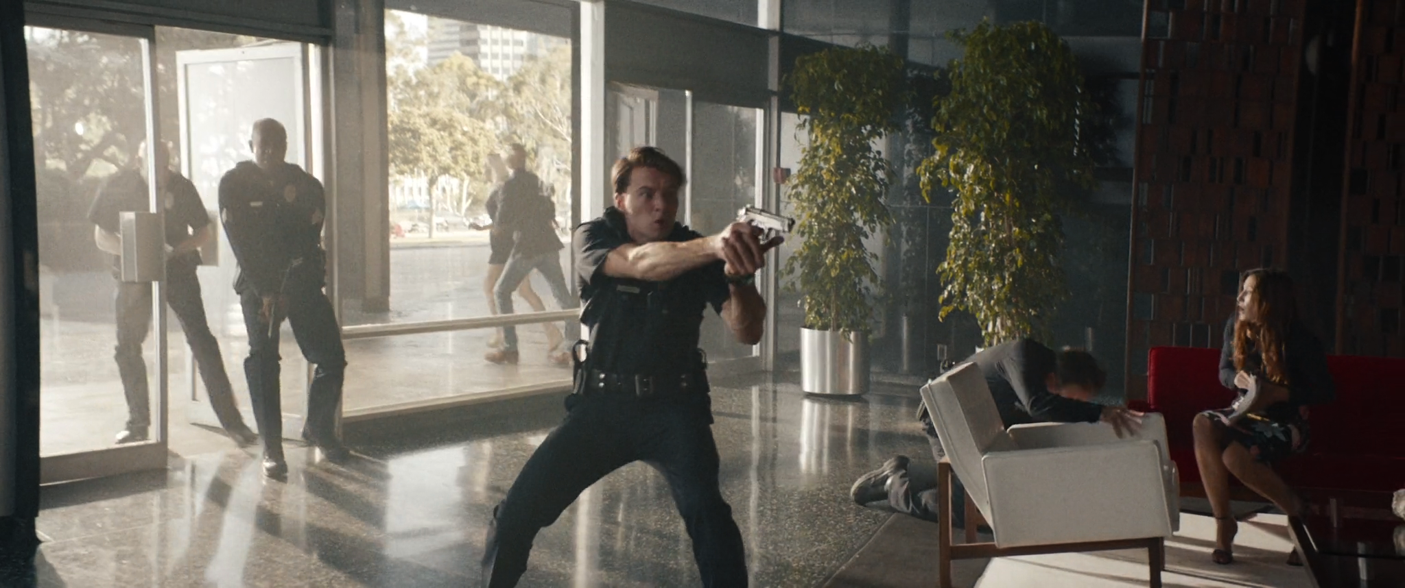 THE BIG BREAK TRAILER Coquerel gun.png