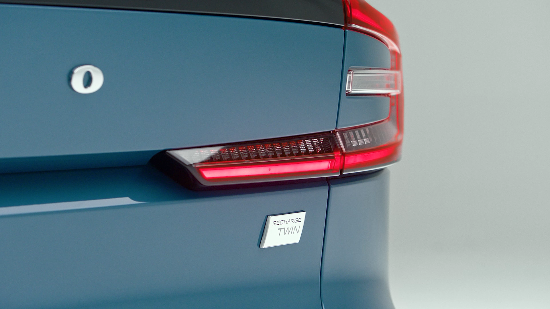 Volvo right rear.png
