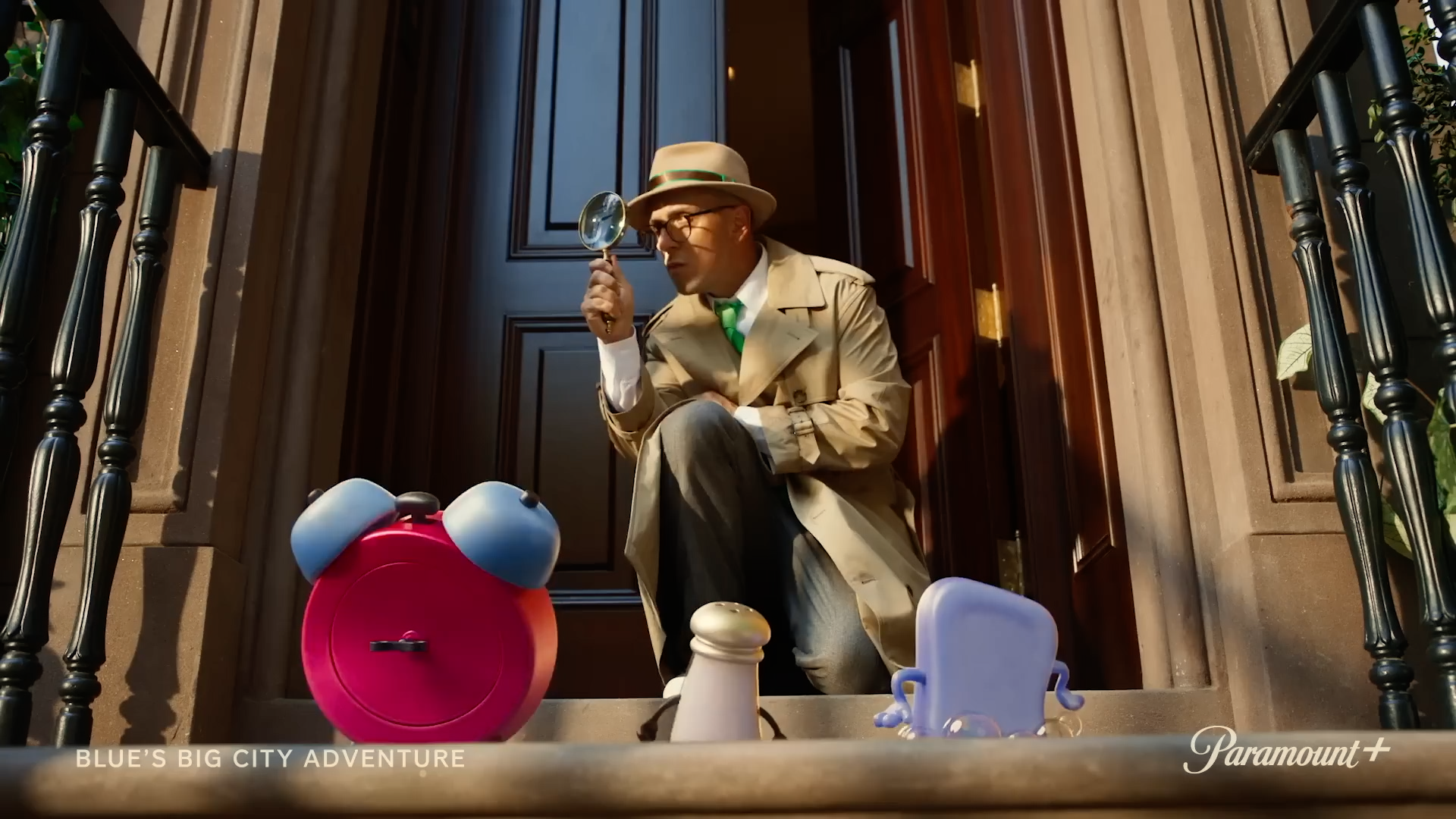 Blue's Big City Adventure Steve magnifying.png