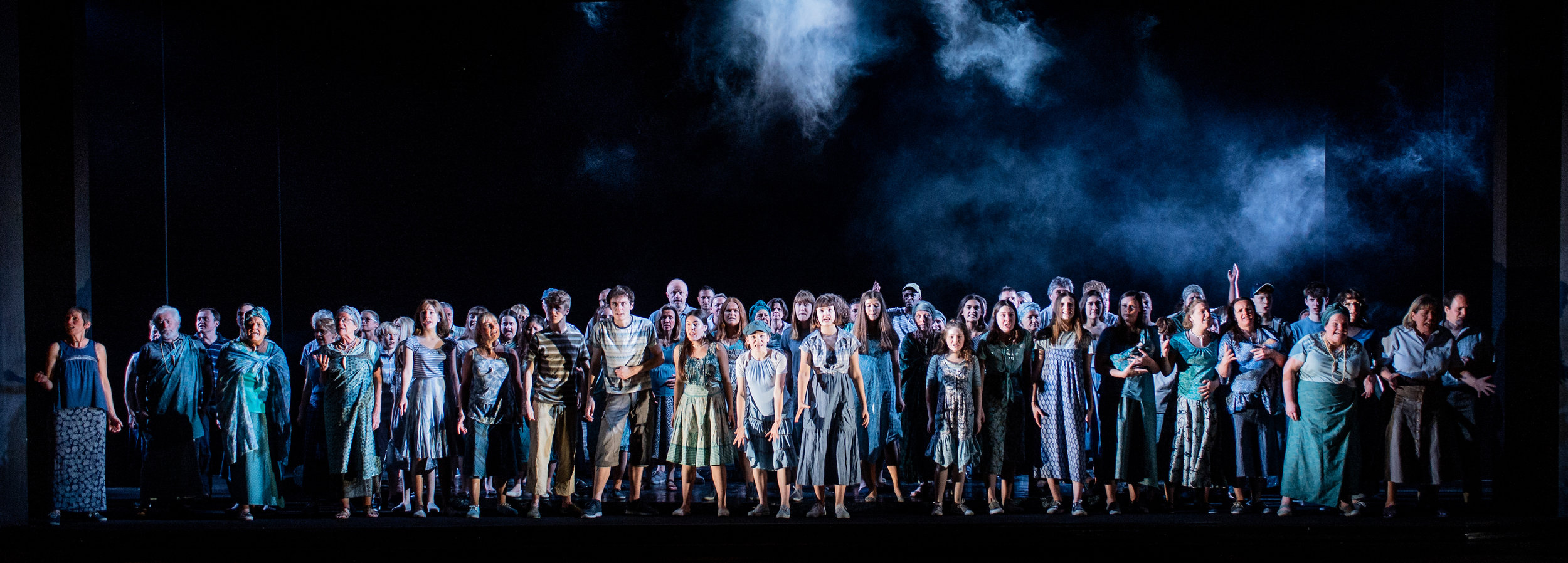 Glyndebourne Youth Opera and Community Chorus AGREED ©Glyndebourne Productions Ltd. Photo: Robert Workman 2019