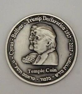 Trump+Cyrus.jpg
