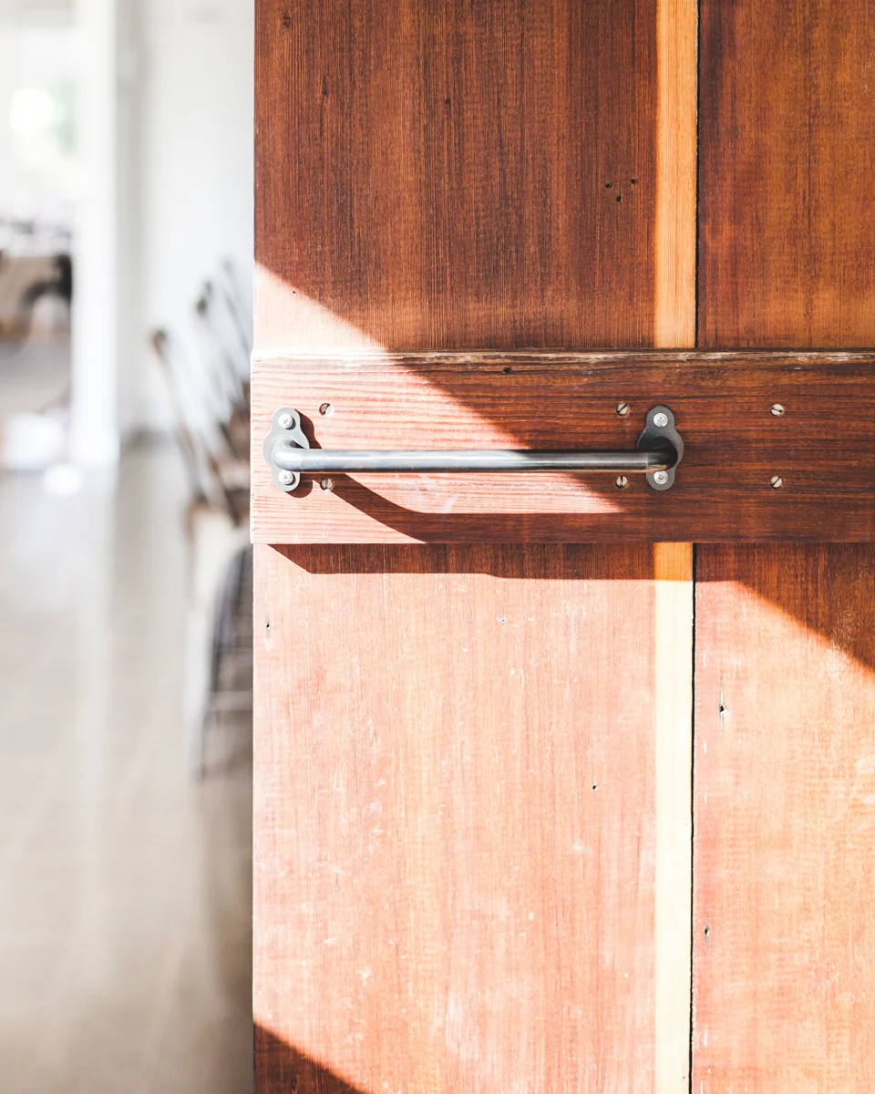 barn-door-handle.jpg