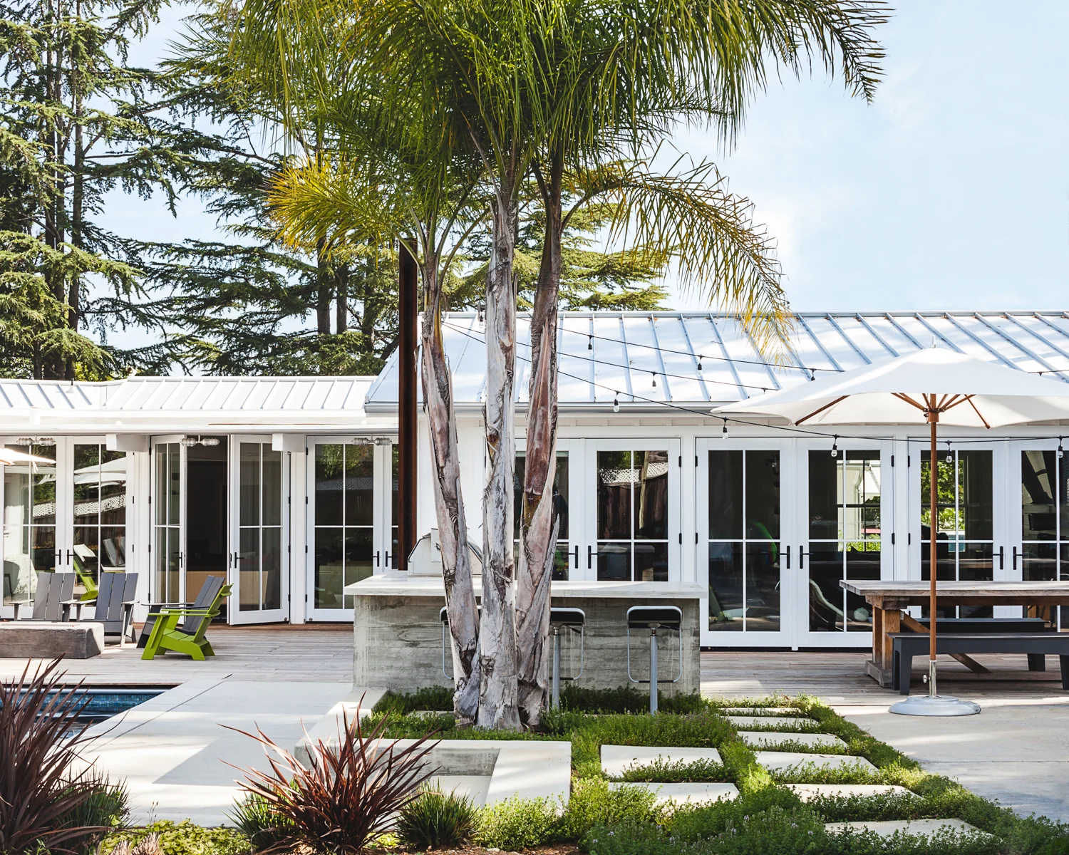 white-standing-seam.jpg