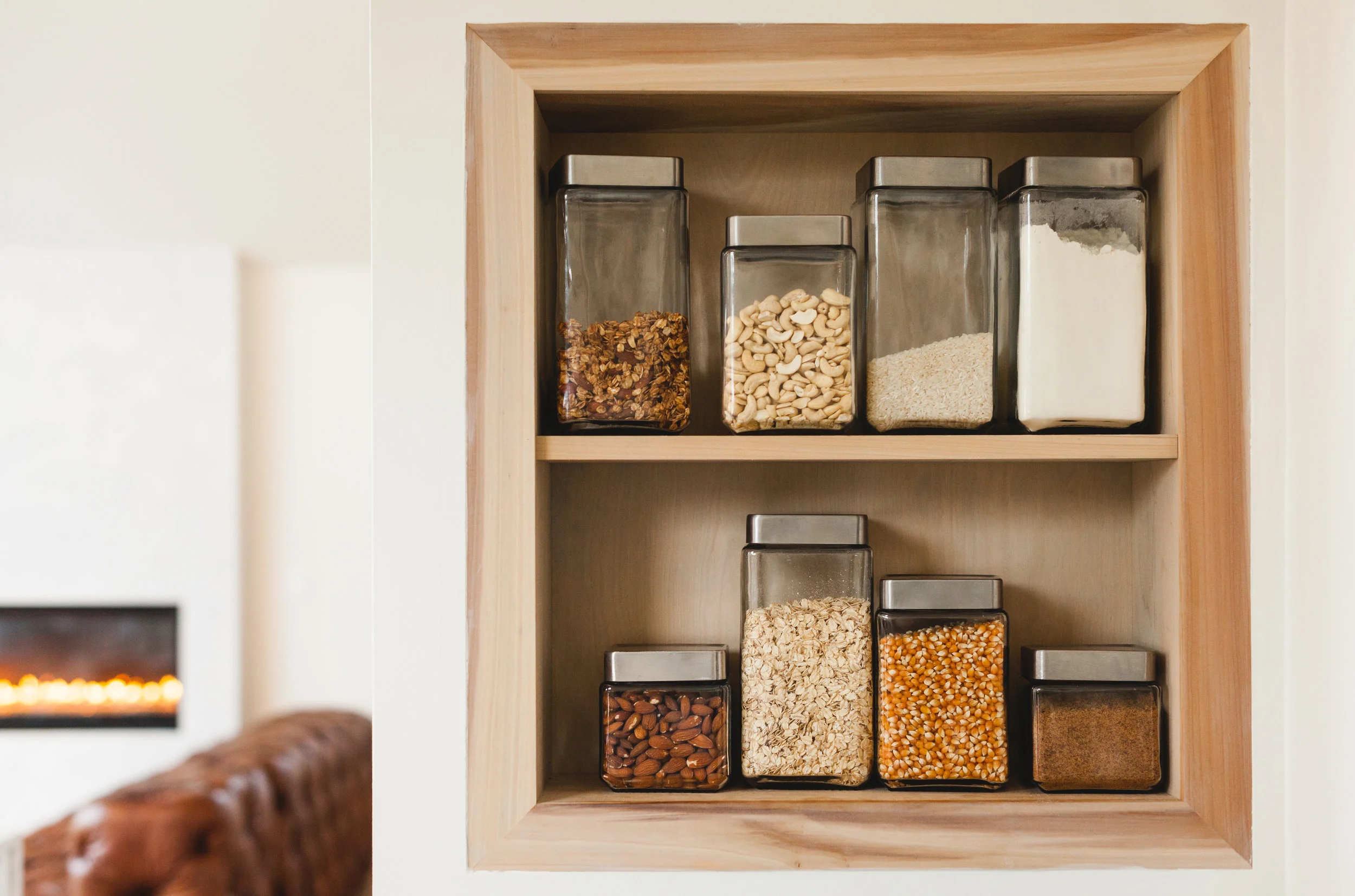 built-in-shelving.jpg
