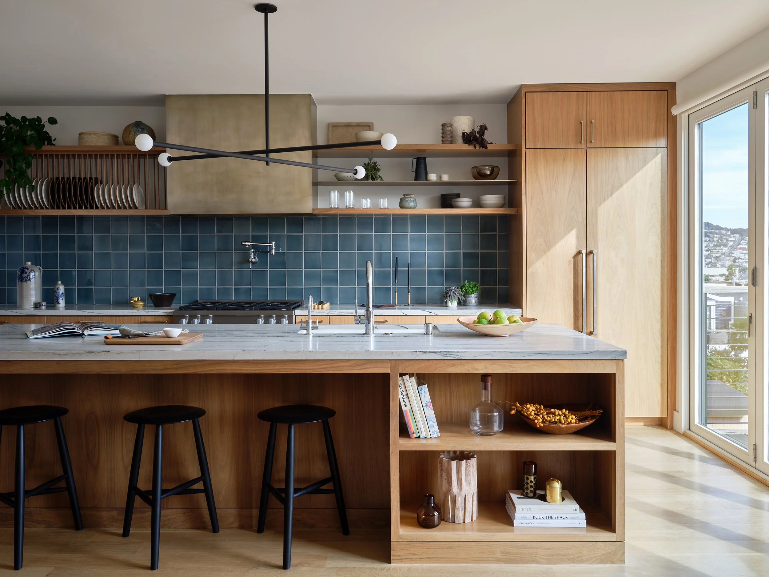wood cabinets.JPG