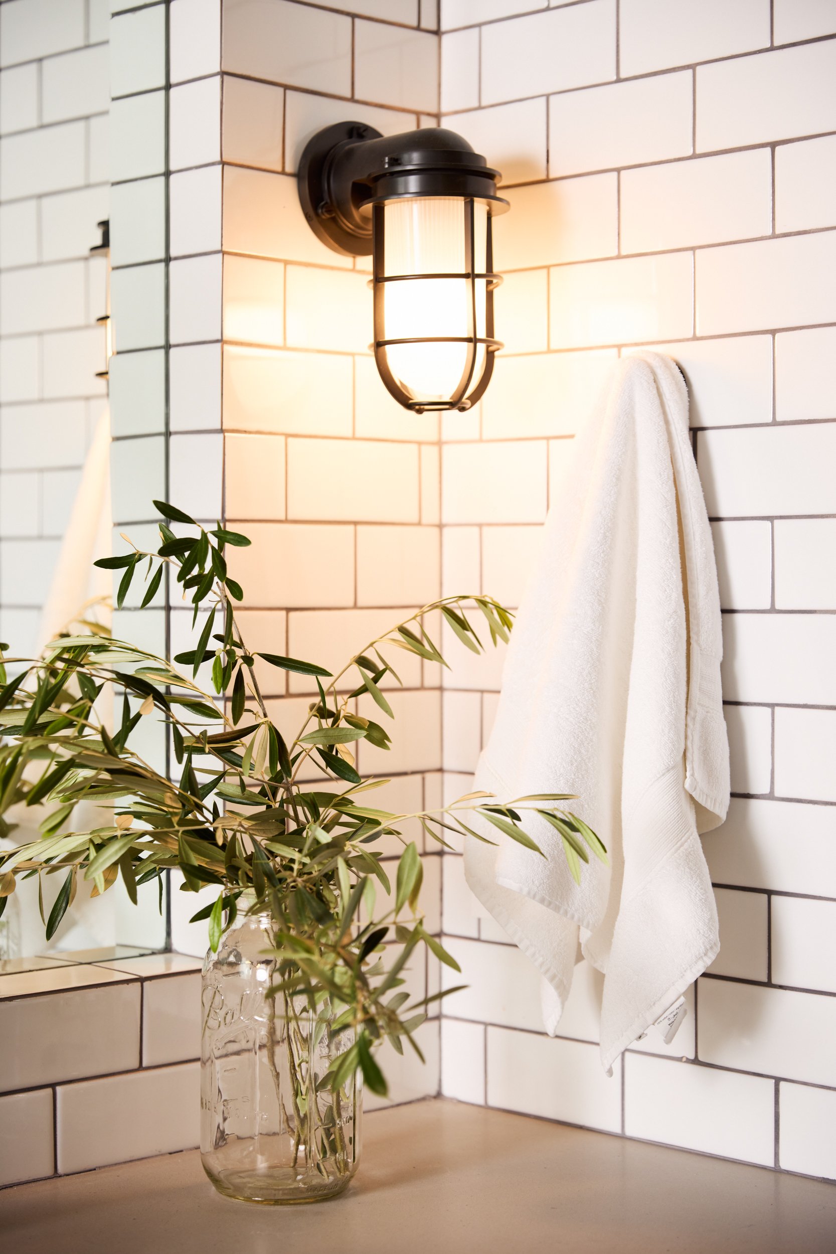 bathroom tile.jpg