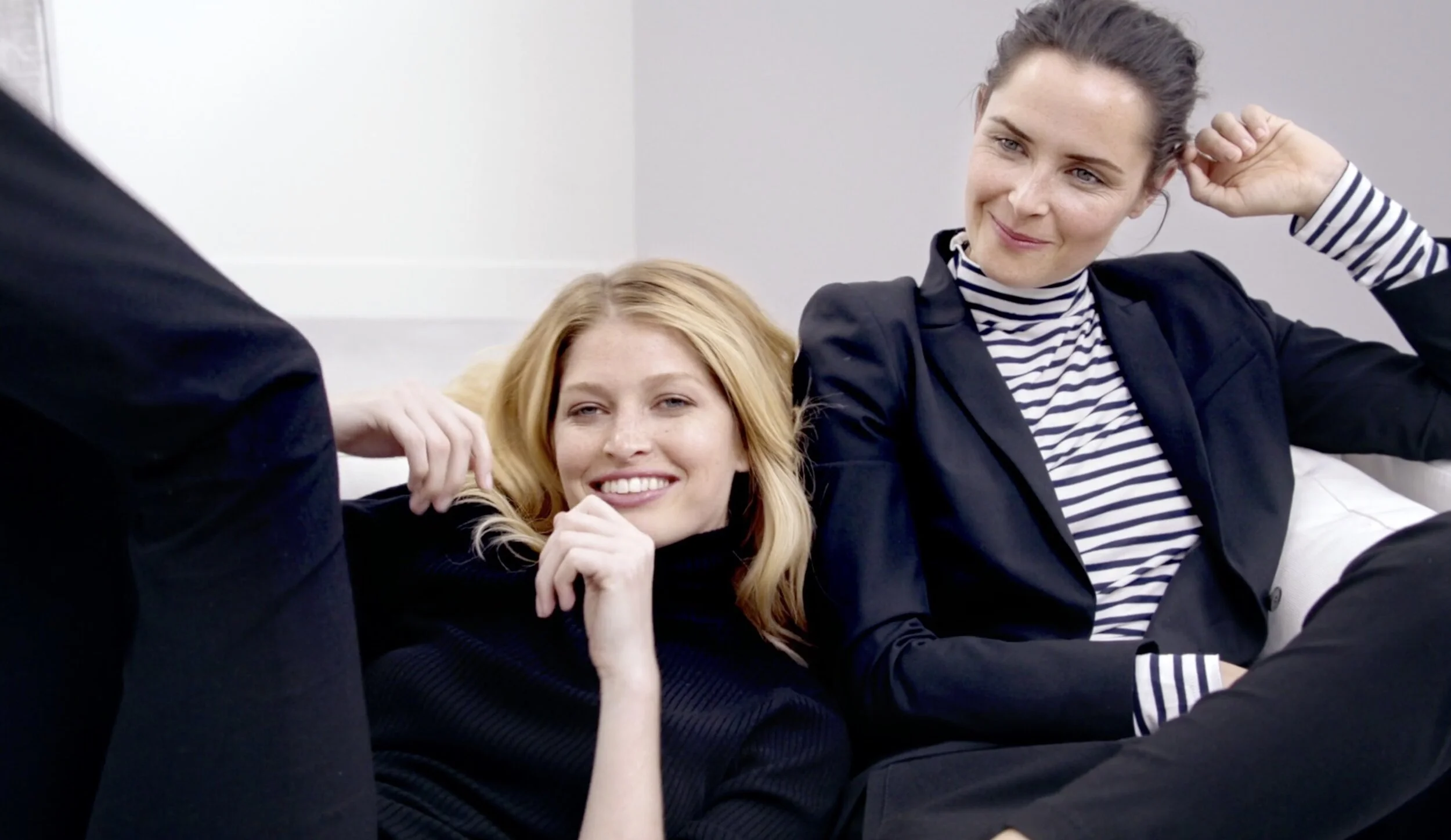 KAPPAHL - Always Black