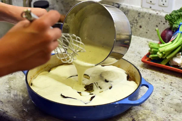 adding bechamel_moussaka.jpg