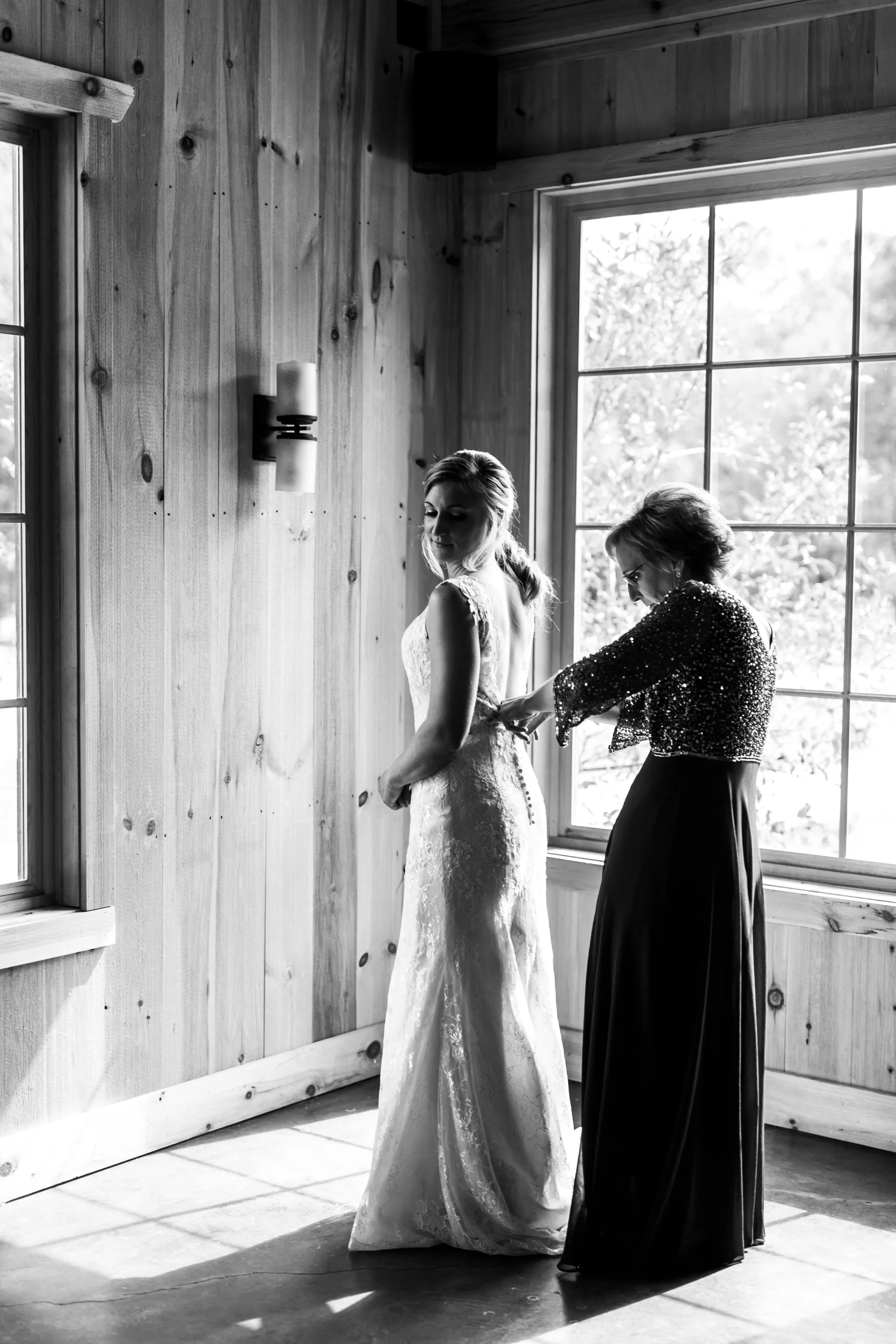 bride getting ready 4 points farm