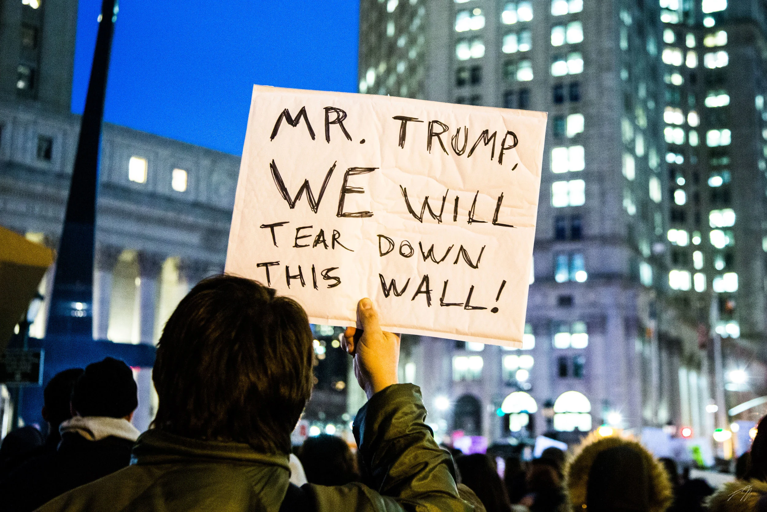 2.1.17_NoBanNoWall_FoleySquare_DavidMoriya-23.jpg