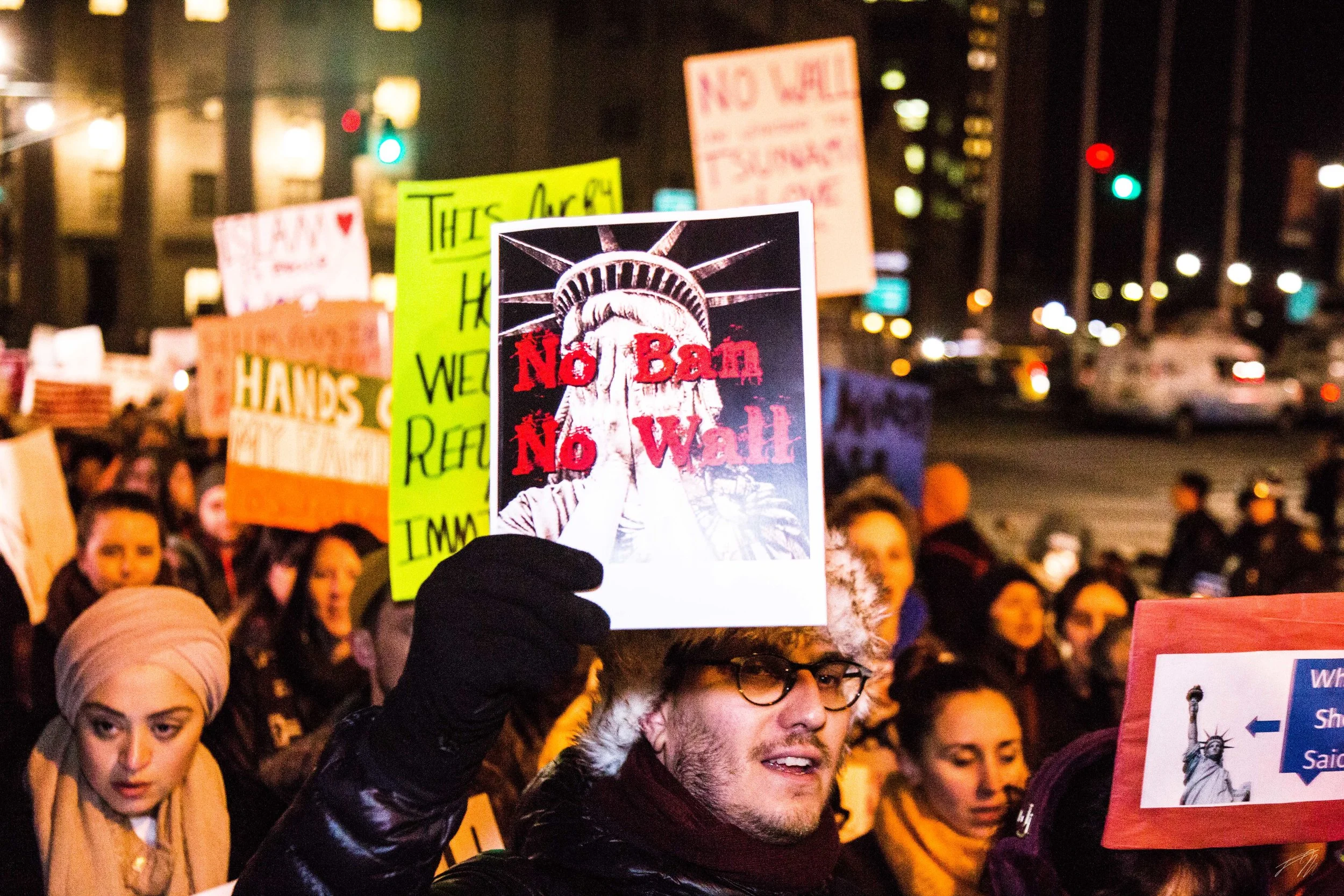 2.1.17_NoBanNoWall_FoleySquare_DavidMoriya-79.jpg