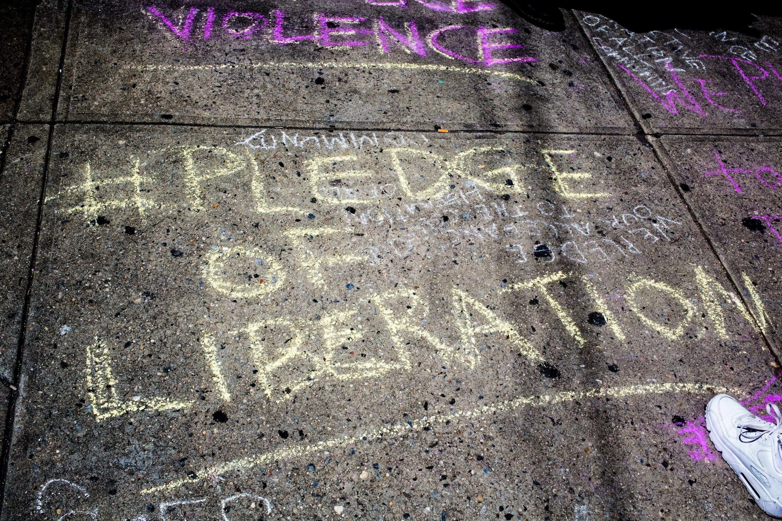 5.8.17_RallyForLinda_Chalk-34.jpg
