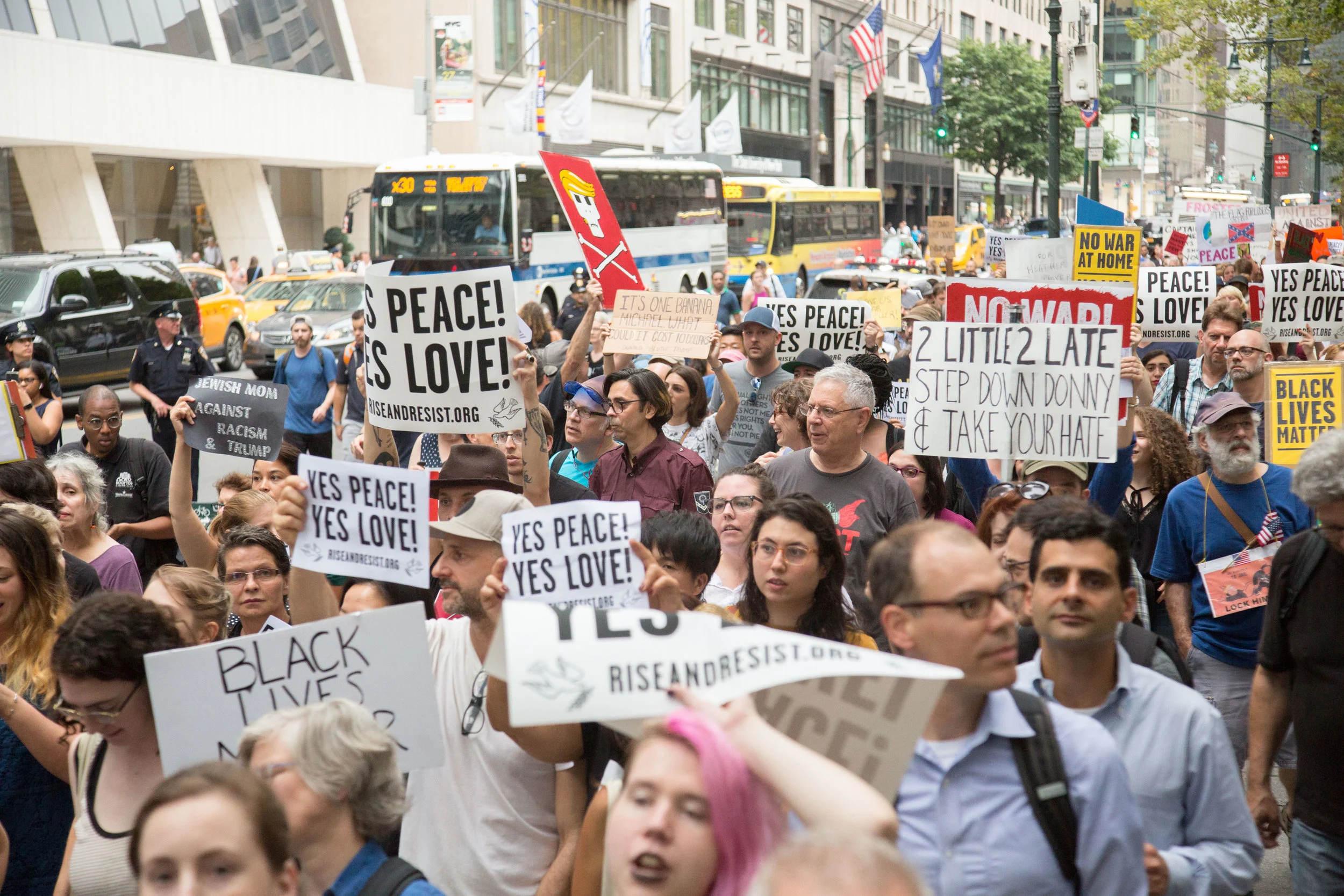 8.14.17_RiseResist.NoWar-94.jpg
