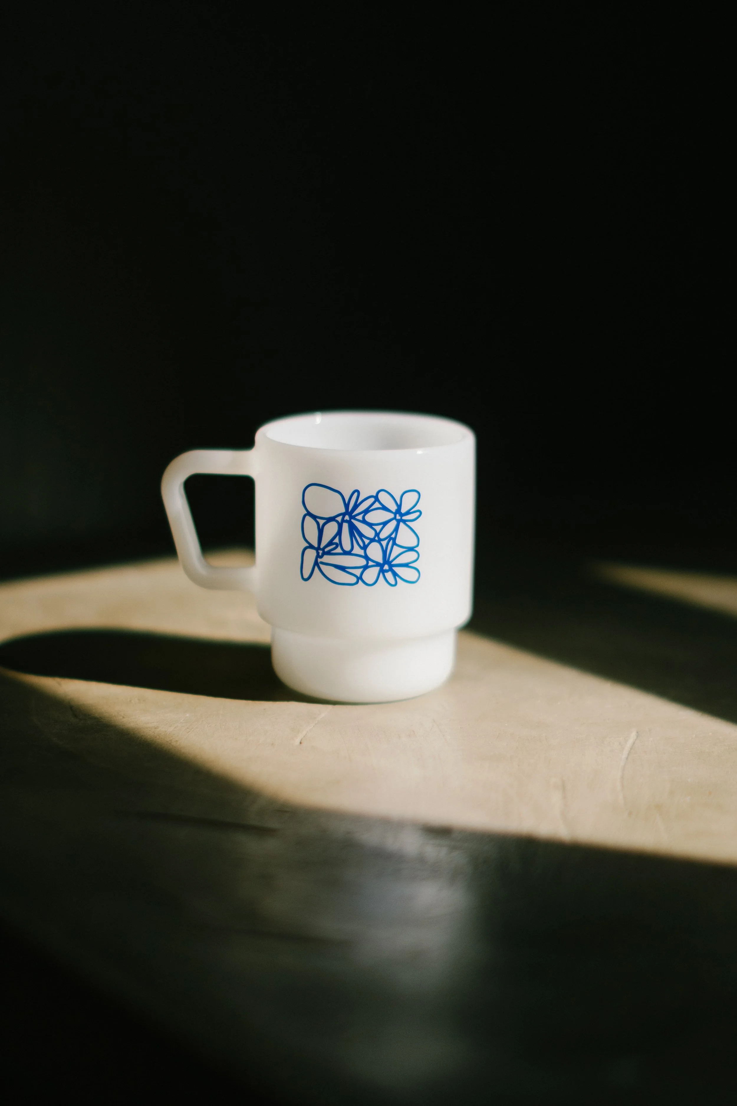 Milk_Glass_Mug5.JPG