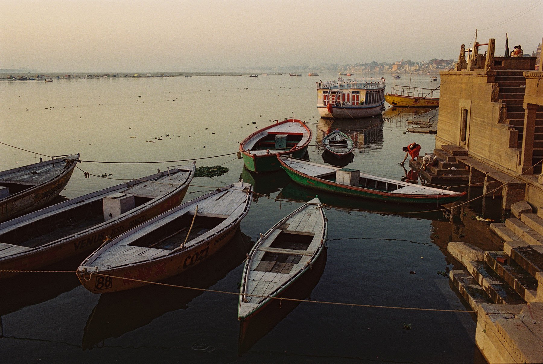 Varanasi-India-Jacob-Lambert-Film-02.jpg