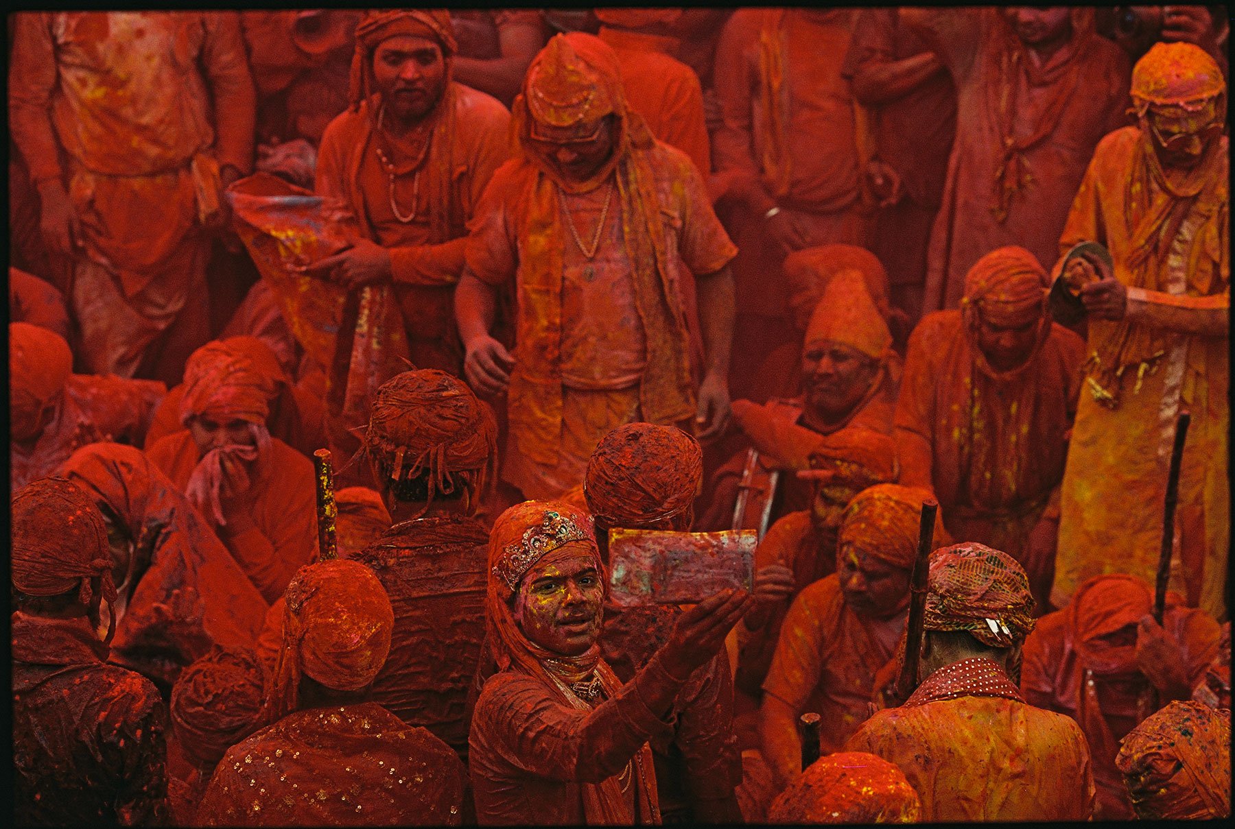 Nandgoan-Temple-Holi-India-Jacob-Lambert-Film-02.jpg