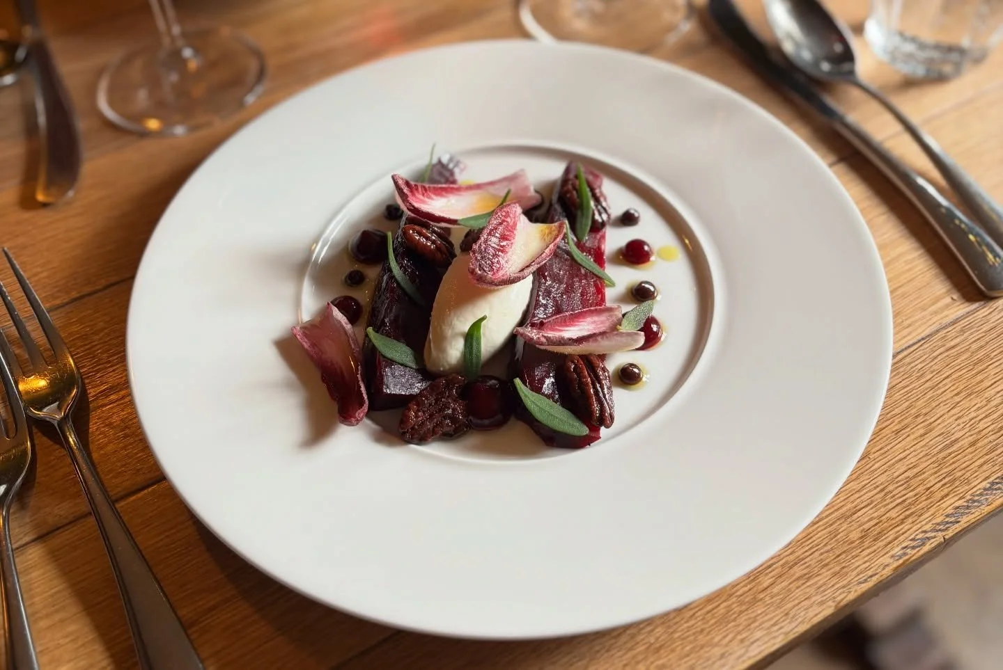 The Killingworth Castle: Praised by The Oxford Times