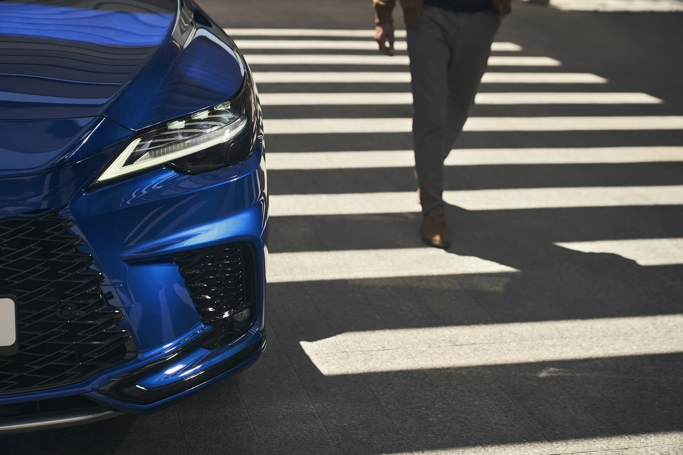 LexusRX1.jpg