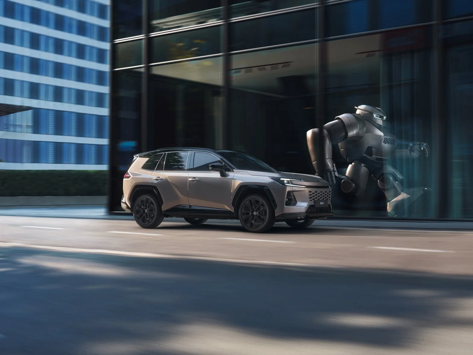 RAV4 Robot3.jpg