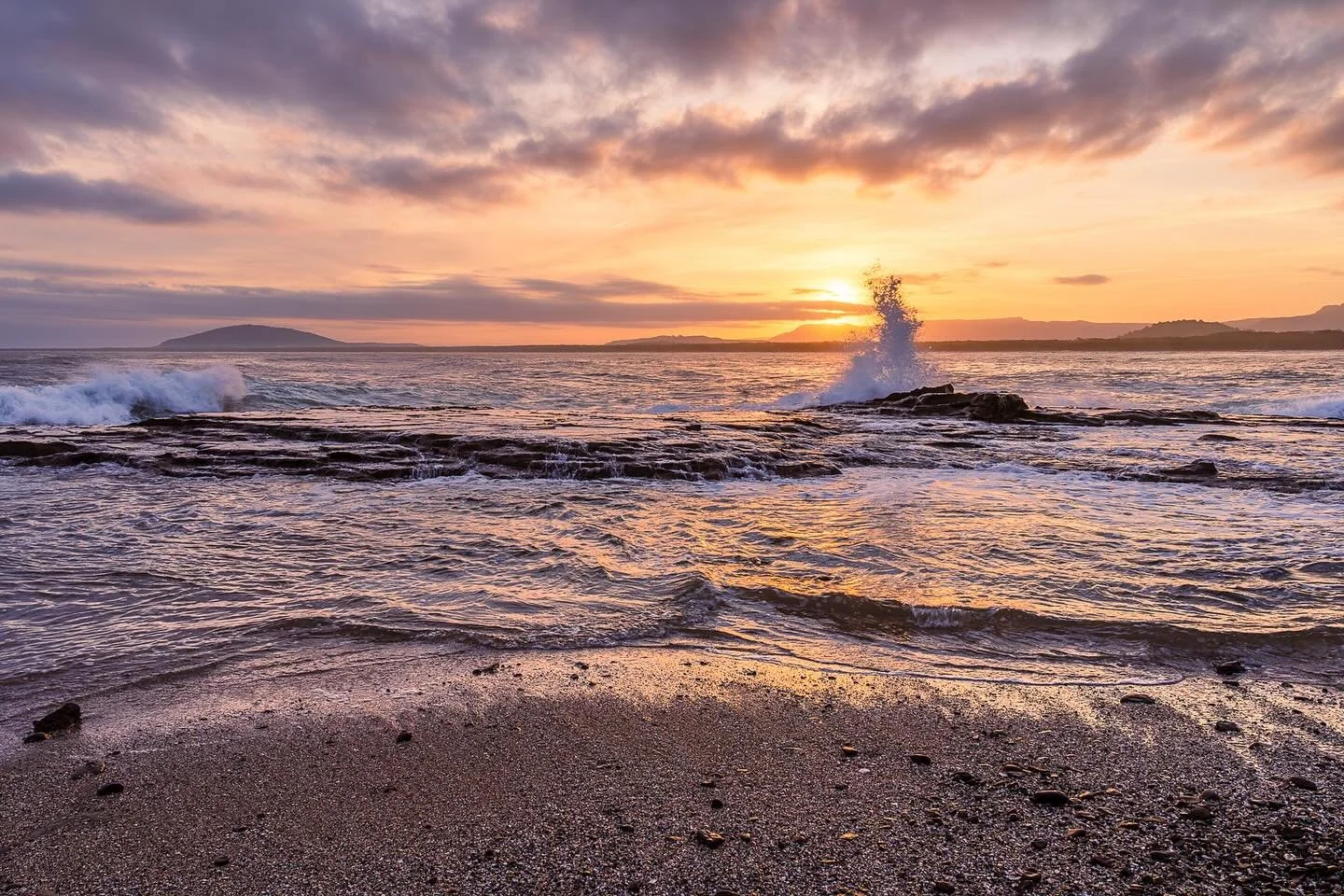 &ldquo;Convergence&rdquo;
Sunset / Seven Mile Beach, South Coast, NSW, Australia .

A golden glow, high tide, nice swell, picturesque clouds, shimmering rocks and sand &hellip; 
All converge to form another stunning snapshot of the South Coast!!