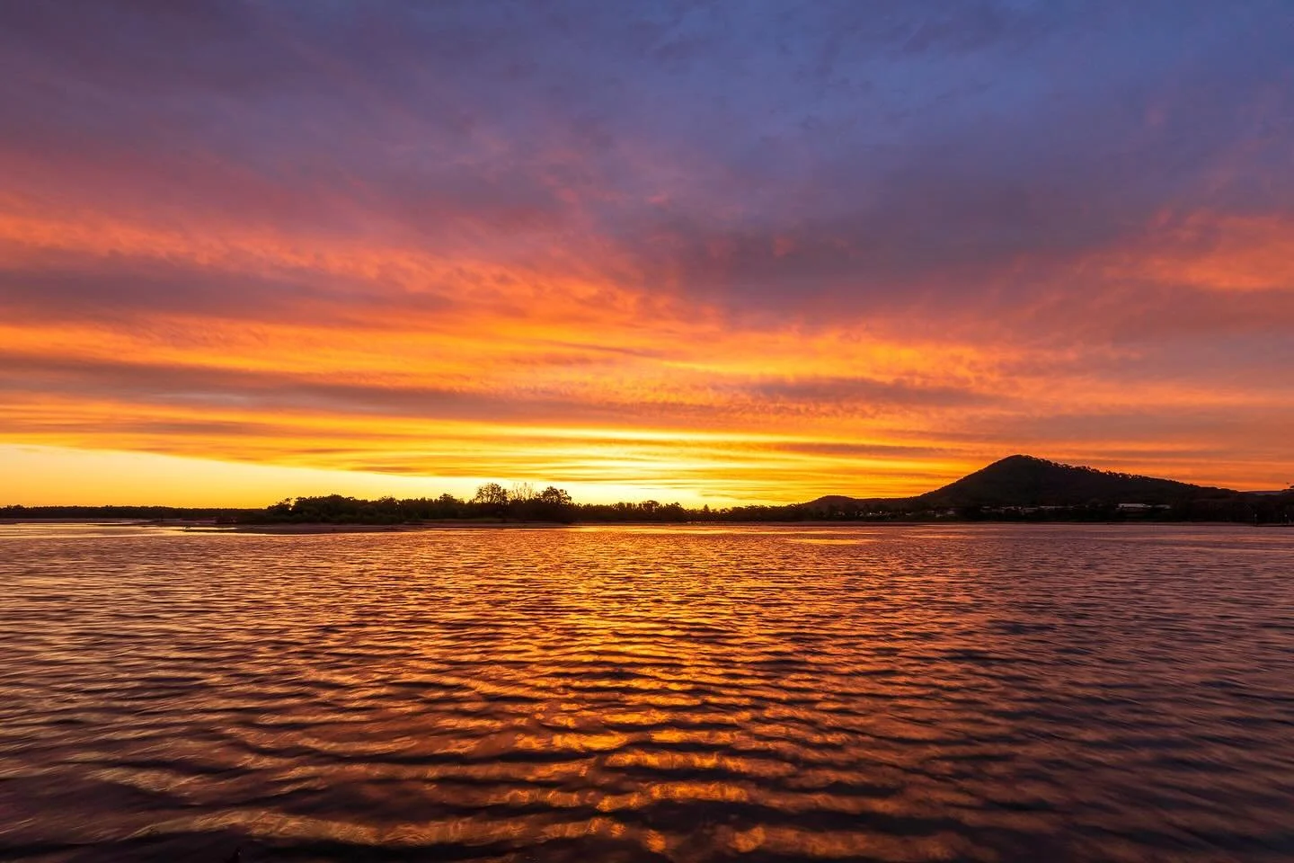 &ldquo;Cullunghutti Blaze&rdquo;
Sunset / Shoalhaven Heads, South Coast, NSW, Australia .

It&rsquo;s been way too long since I&rsquo;ve been out to The Heads for sunset!
So glad I finally made the effort - one of the most colourful skies ever!

Mt C