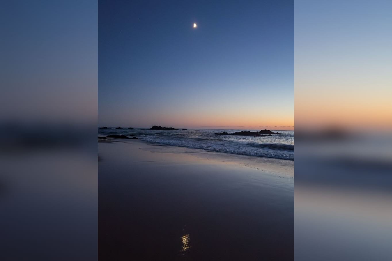 A Morning at Glasshouse Rocks, Narooma, NSW, Australia .

A camping trip down south for a few days, I was keen to get to Glasshouse Rocks for sunrise.
Unfortunately no cloud cover forecast, and no water &hellip; low tide, no swell.
I was still keen. 