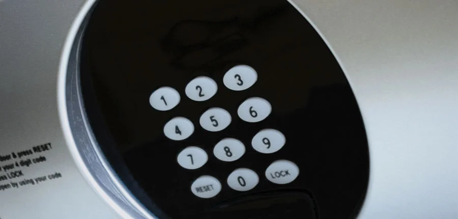 Close_digitalkeypad_300-hires.jpg