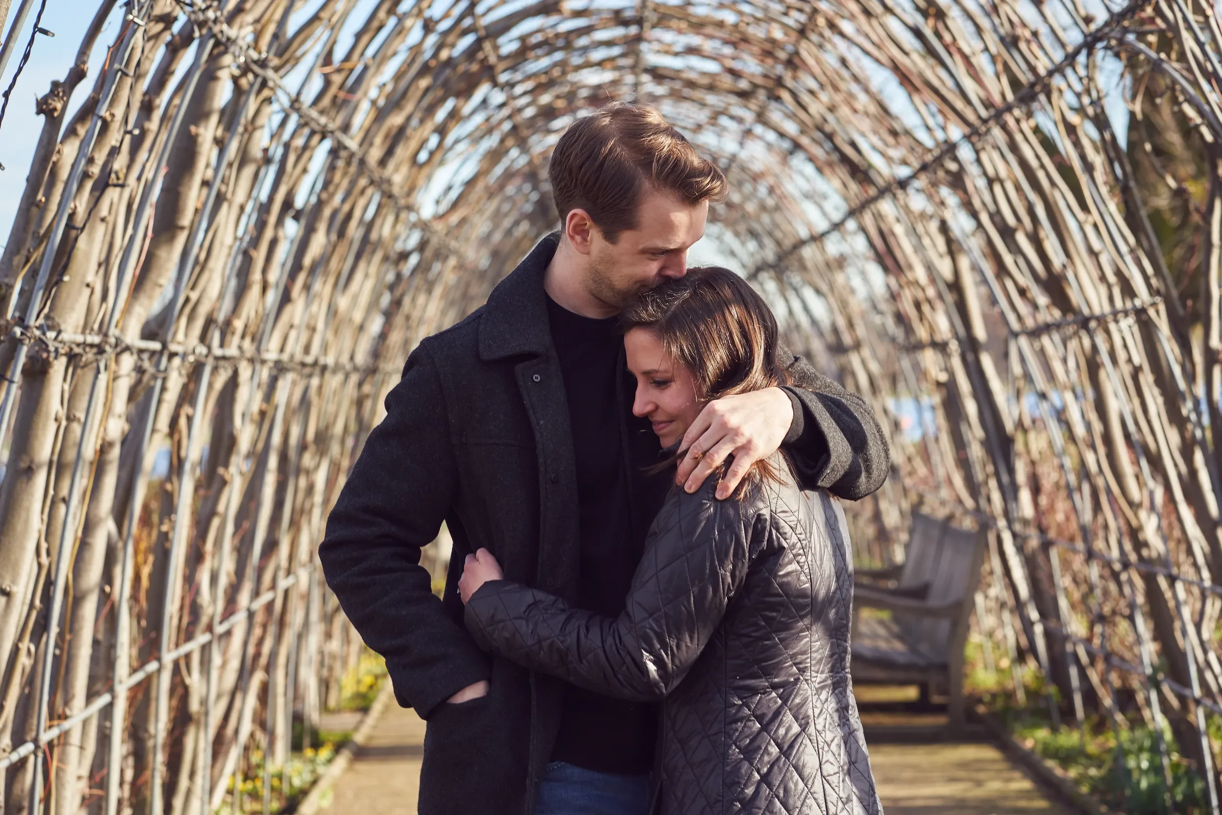 couple-engagement-kensington-gardens-london-kate-2.webp