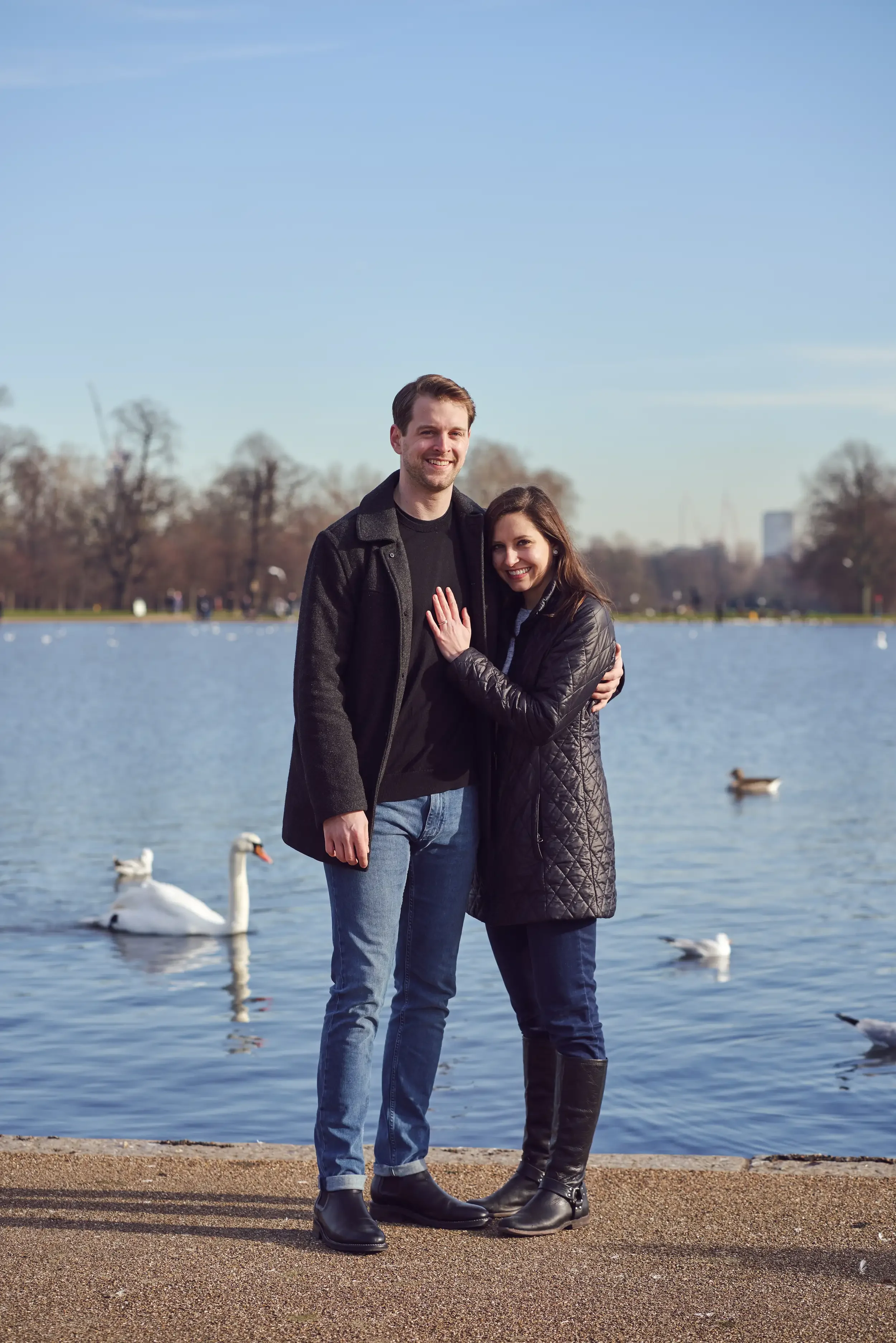 couple-engagement-kensington-gardens-london-kate-5.webp