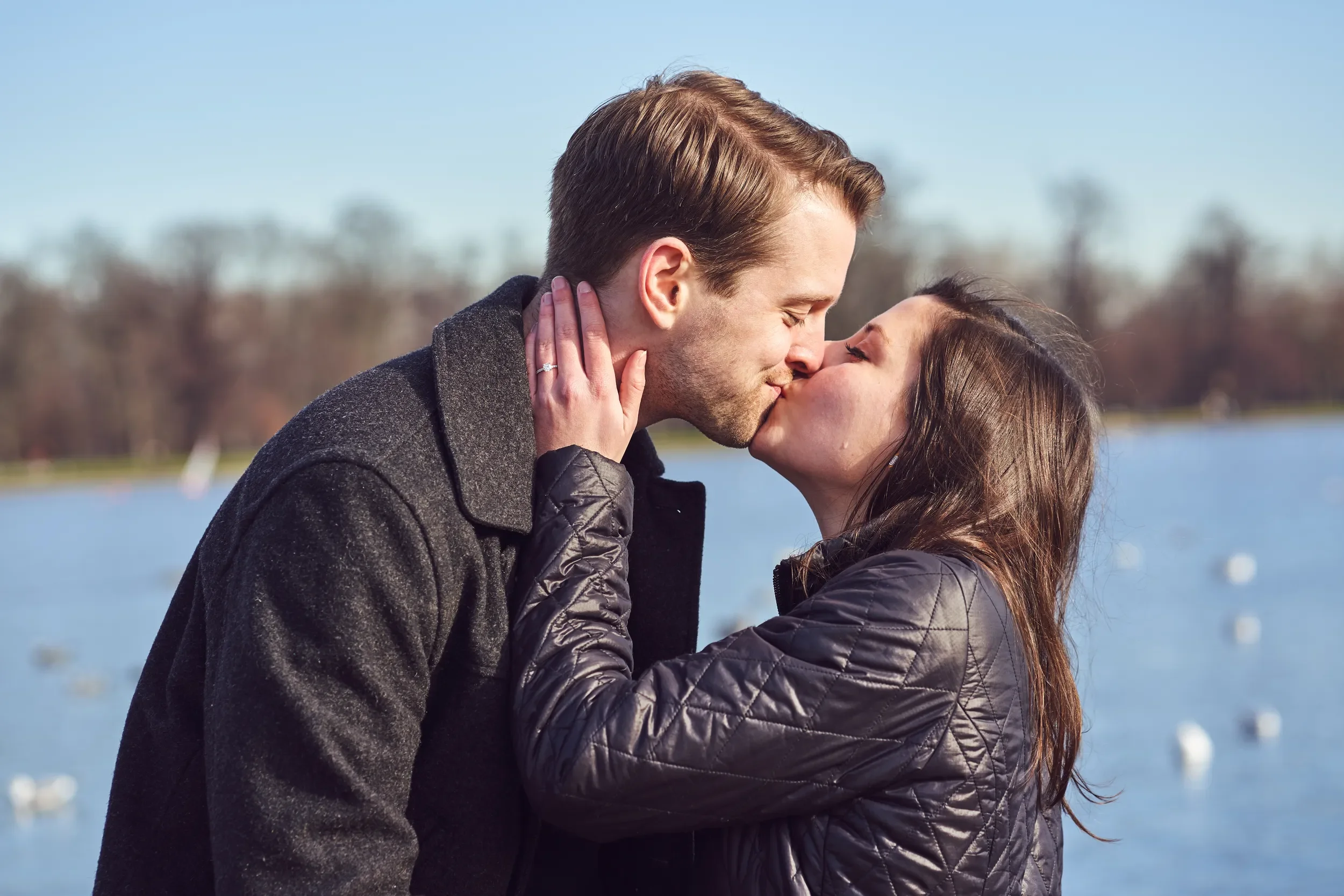 couple-engagement-kensington-gardens-london-kate-7.webp