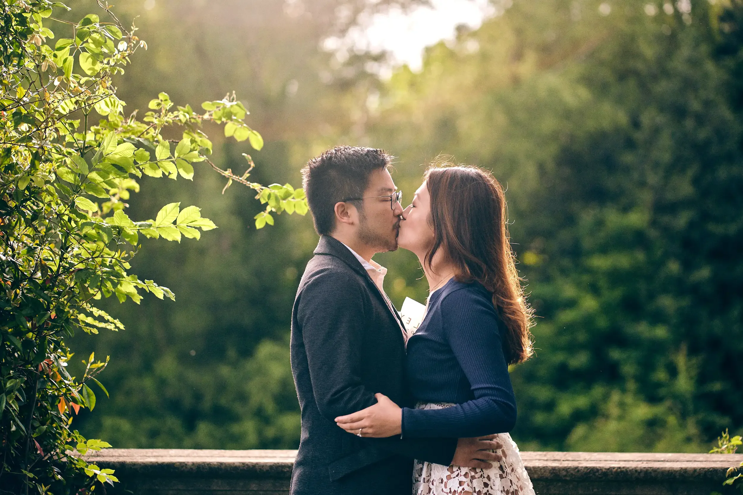 engagement-shoot-hampstead-heath-london-kate-2.webp