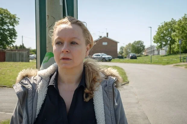 I AM KIRSTY - STUART BENTLEY - ECHO ARTISTS 2.jpg