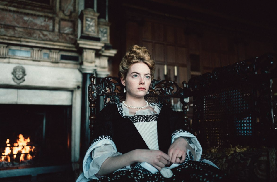 THE FAVOURITE (Crowd Costumer)