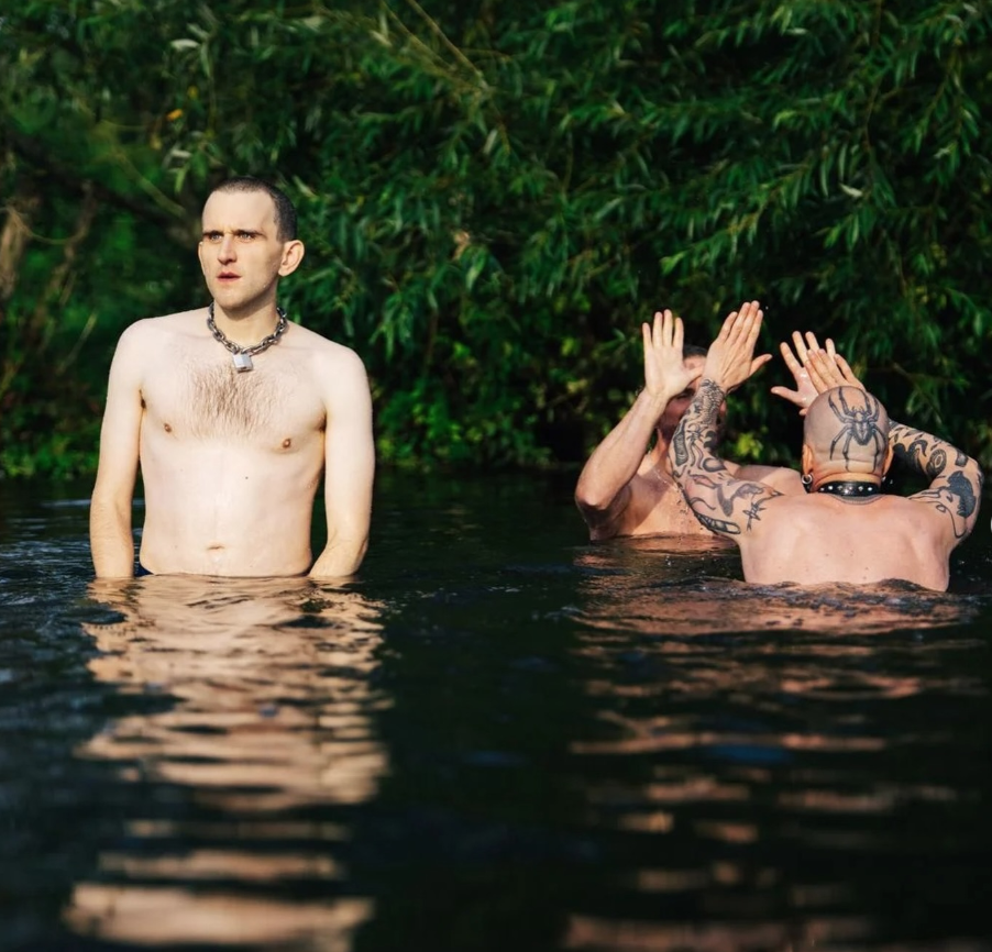 DIANDRA FERREIRA + FRANCESCA MASSARIOL _ PILLION _ECHO.png