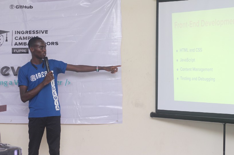 Mr Nosa speaking on Becoming a Web developer