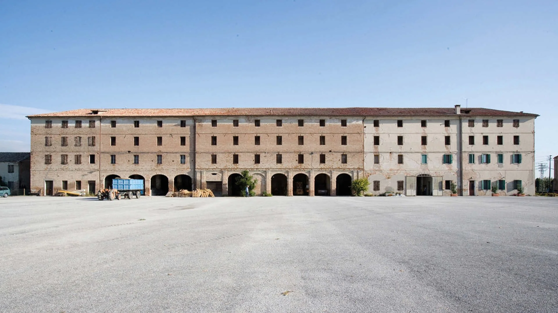 Foto-di–PALAZZO ROMANIN JACUR.jpg