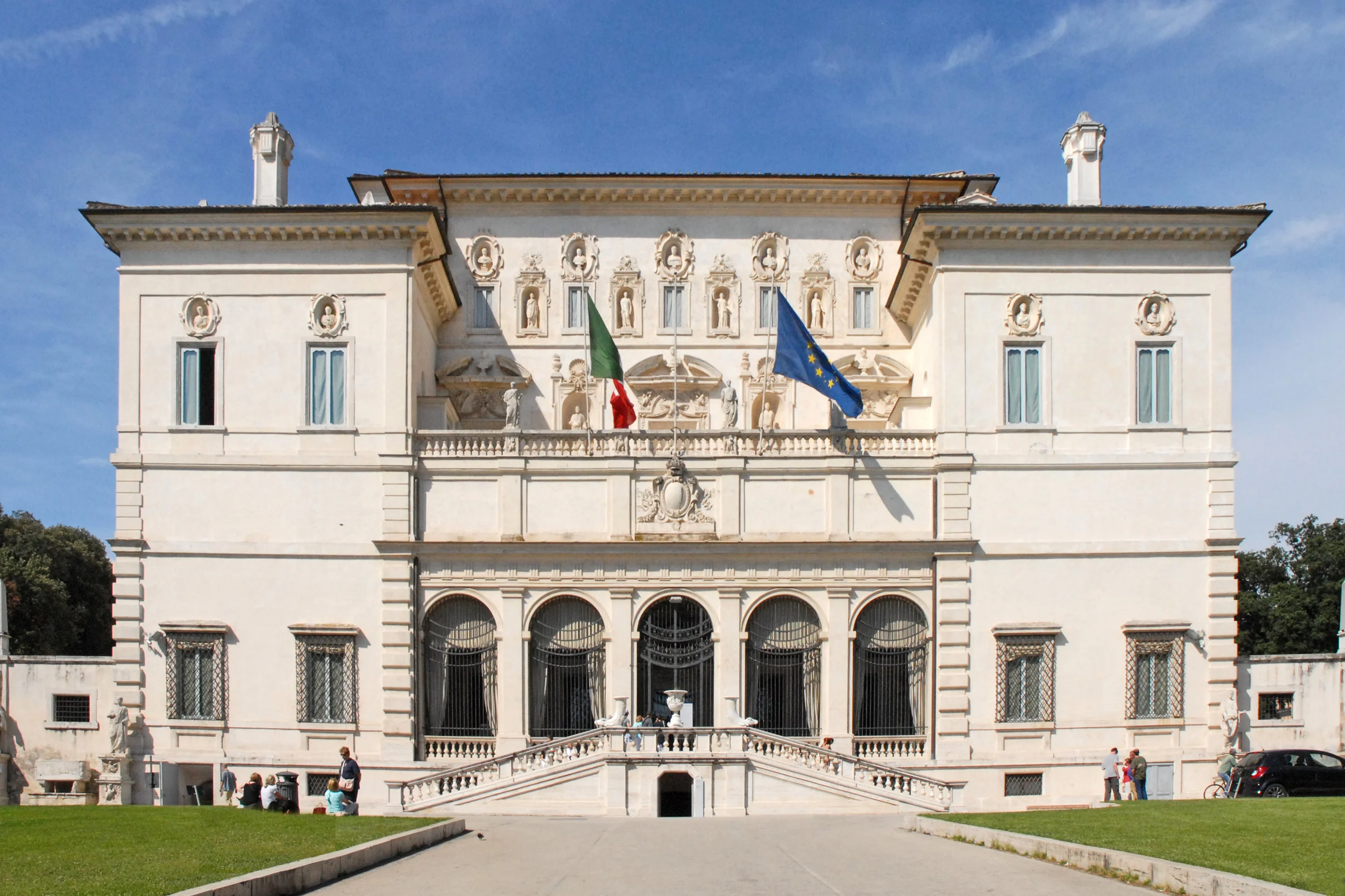 La_villa_Borghèse_(Rome)_(5967141816).jpg