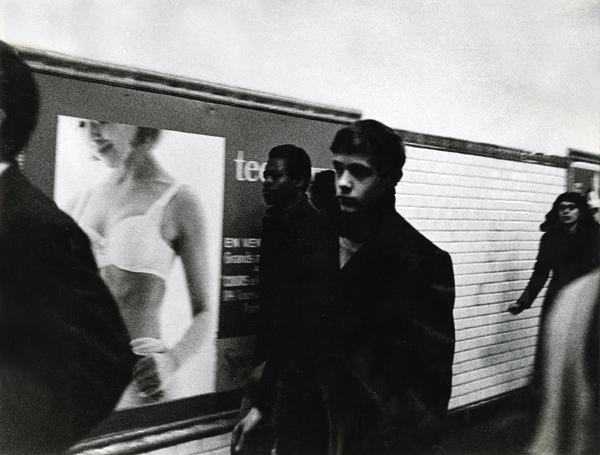 Lisetta Carmi, La Metropolitana,Parigi,1965 @Lisetta Carmi, courtesy Martini & Ronchetti_600.jpg