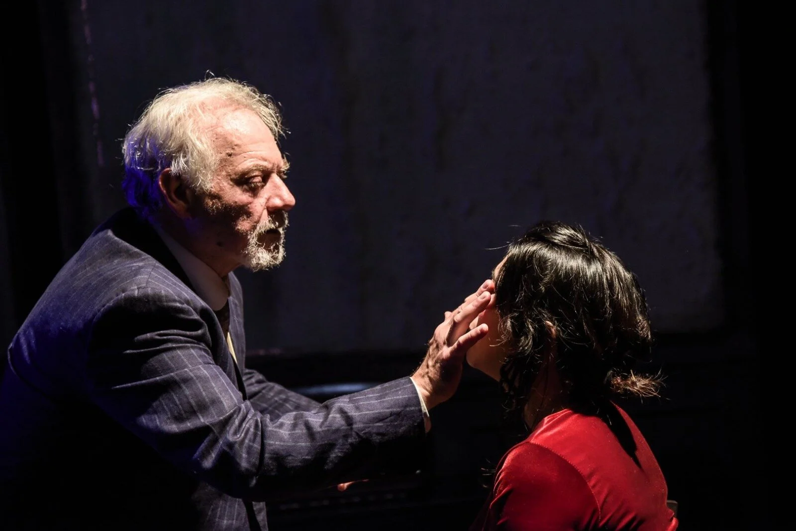 L'uomo la bestia e la virtù, con Giorgio Colangeli alla Sala Umberto