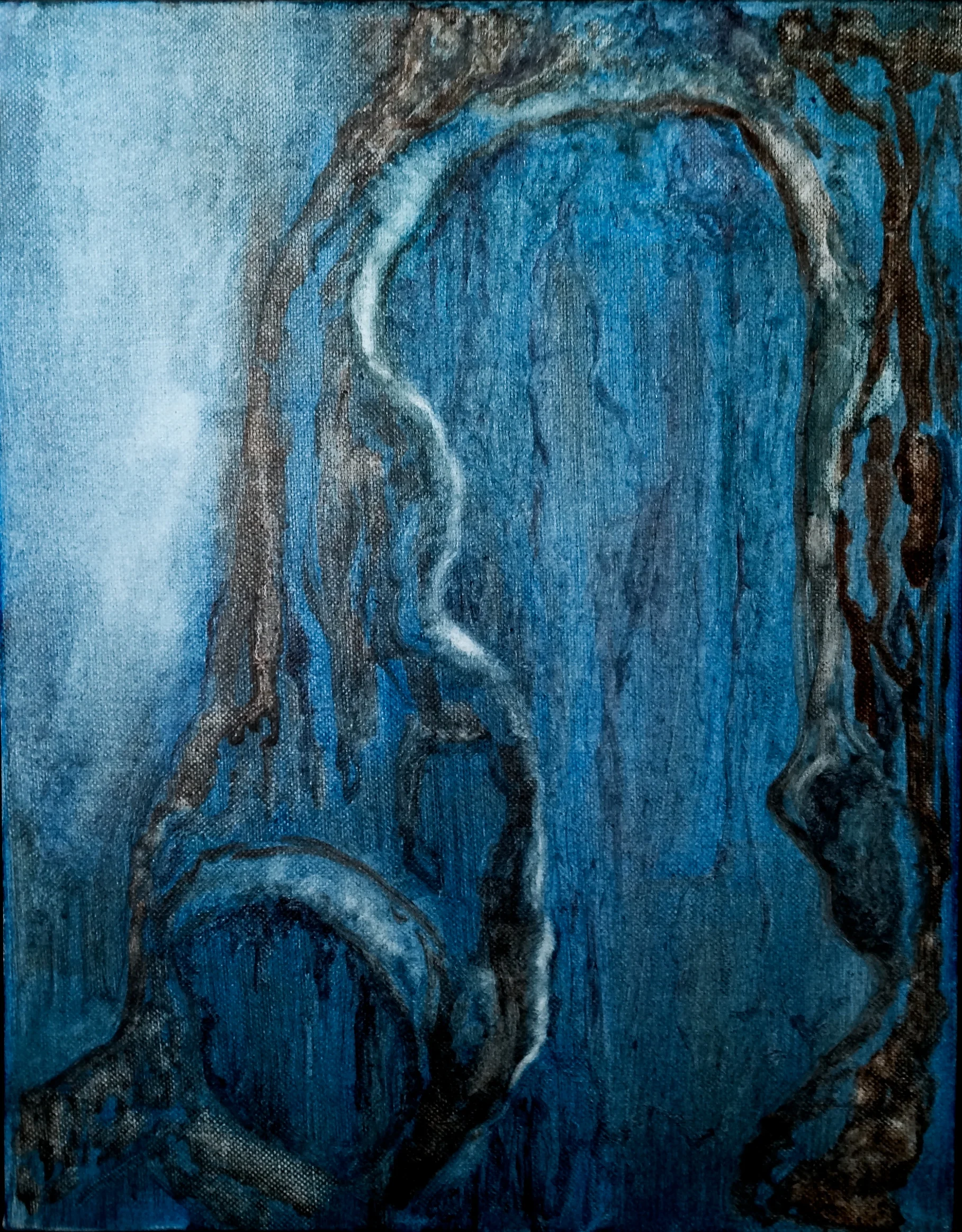 Hollow tree in blue
