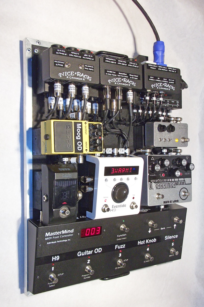 St vincent pedalboard deals
