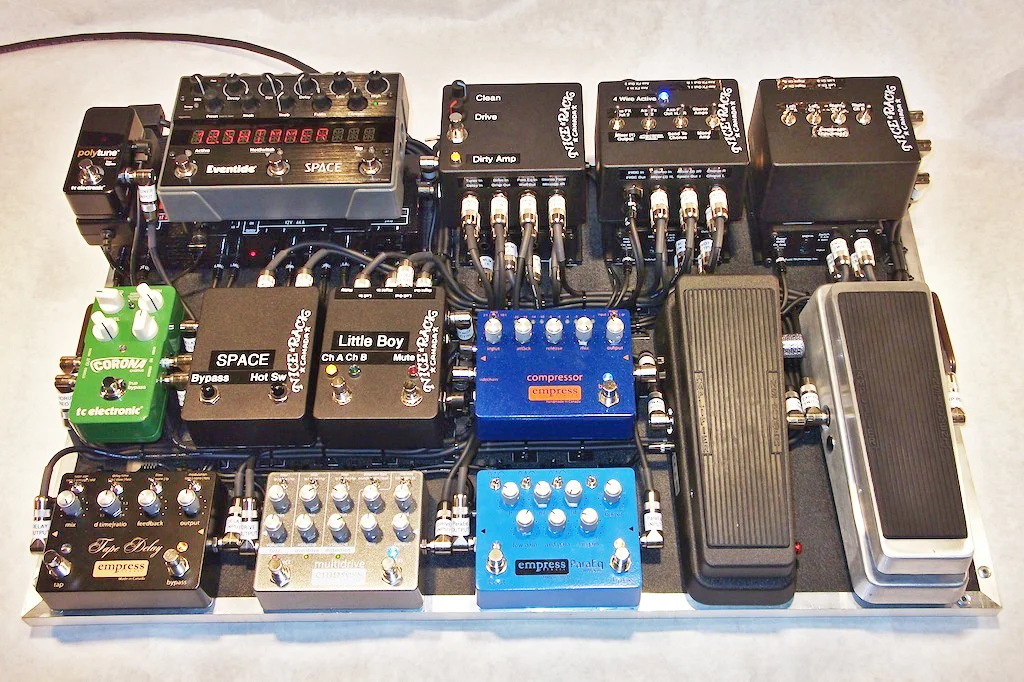 Wet Dry Wet Pedalboard