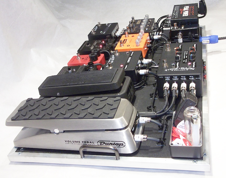 Series_&_Parallel_Wired_Line_Mixer_Pedalboard_Empress_Effects_Jack_Deville_Electronics_Dunlop_MXR_Voodoo_Lab_04.JPG
