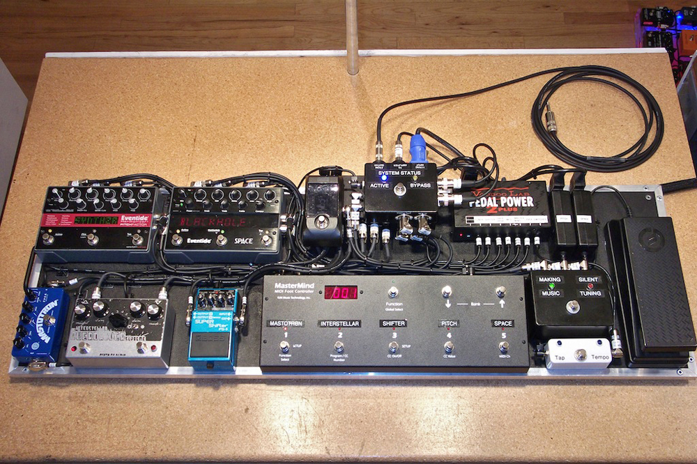 St vincent pedalboard deals