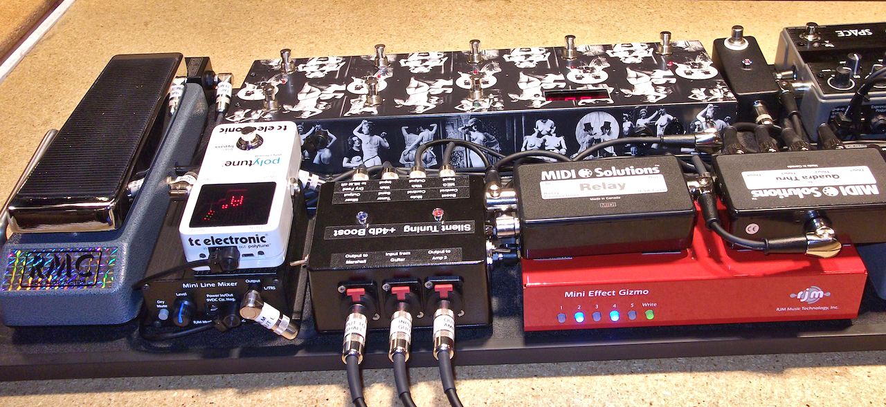RJMMusic_MasterMind_Mini_Effect_Gizmo_Mini_Line_Mixer_Eventide_Space_TimeFactor_ModFactor_PitchFactor_RMC_Picture_Wah_Voodoo_Lab_Pedal_Power_2+_Pedal_Power_Digital_06.JPG