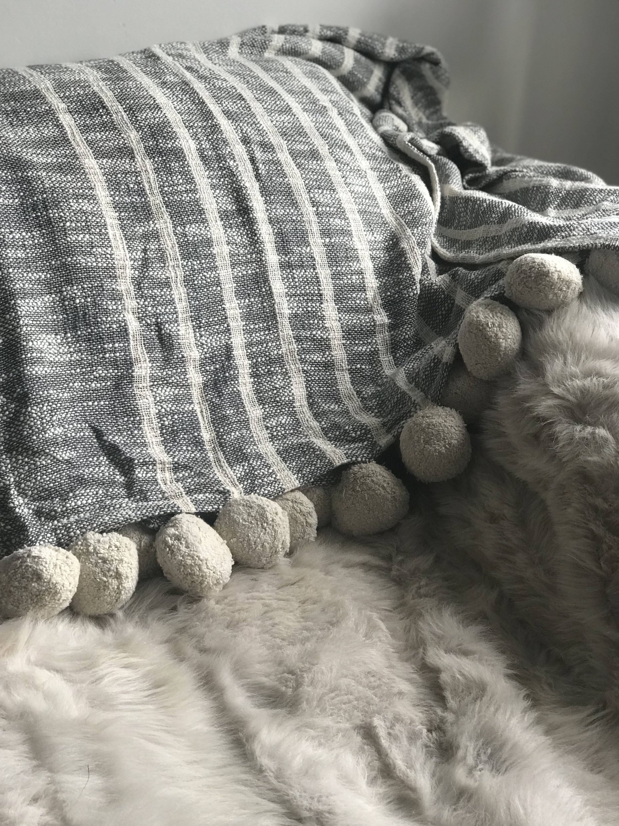Hand Woven Linen Pom Pom Throw