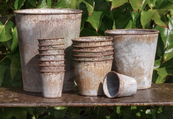 Rusty Flowerpots